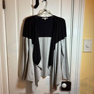 Cyrus Women's Black and Gray Cardigan Sweater Size Large